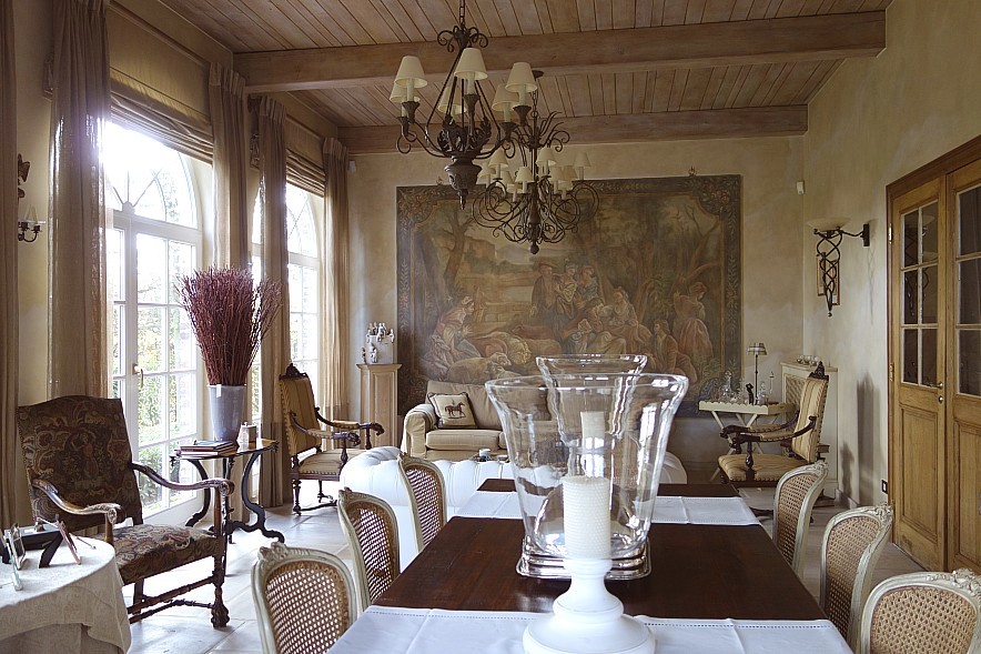 orangerie met originele muurschildering... geschilderd wandtapijt